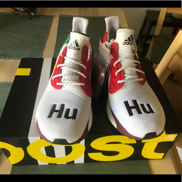 pharrell hu slides